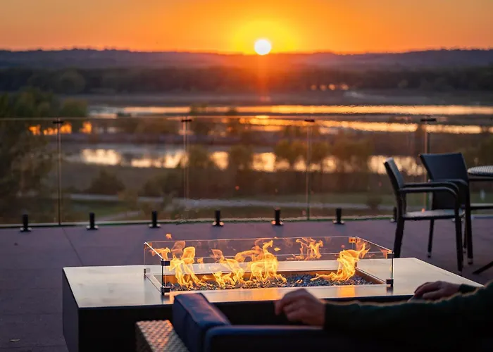 Goldmoor & Resort