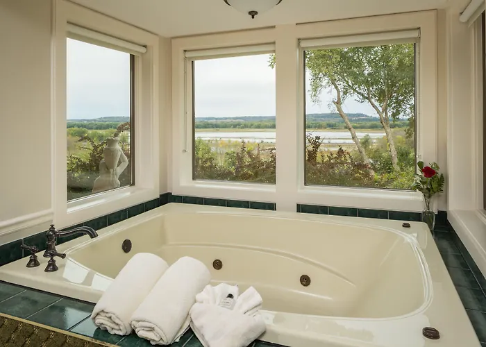 Goldmoor & Resort